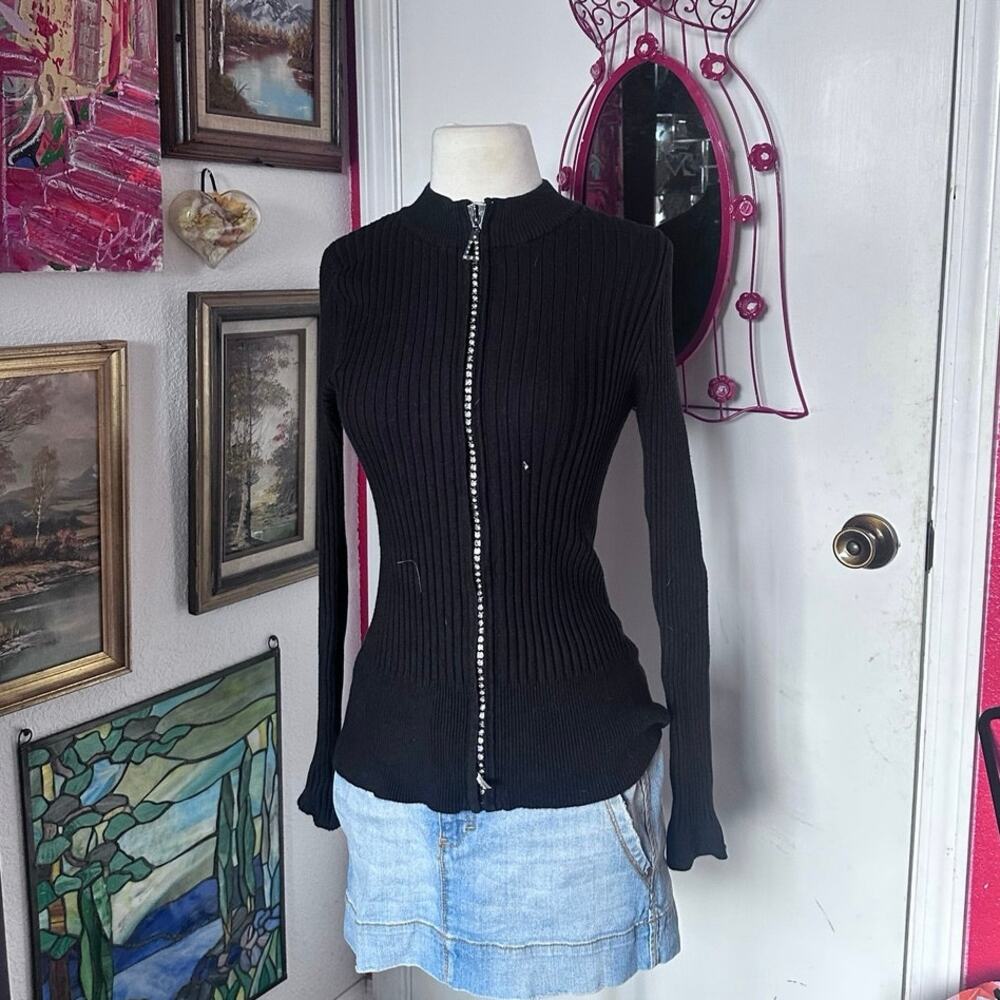 questions by say what black ribbed knit zip up jacket